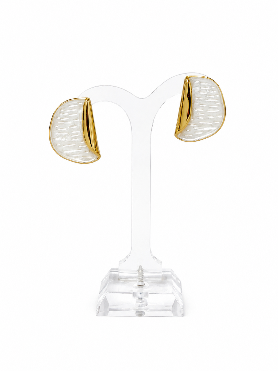 Pendientes Aine