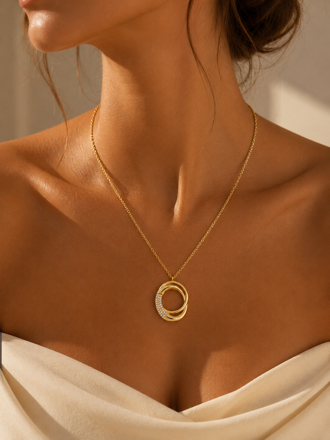 Collar Hera